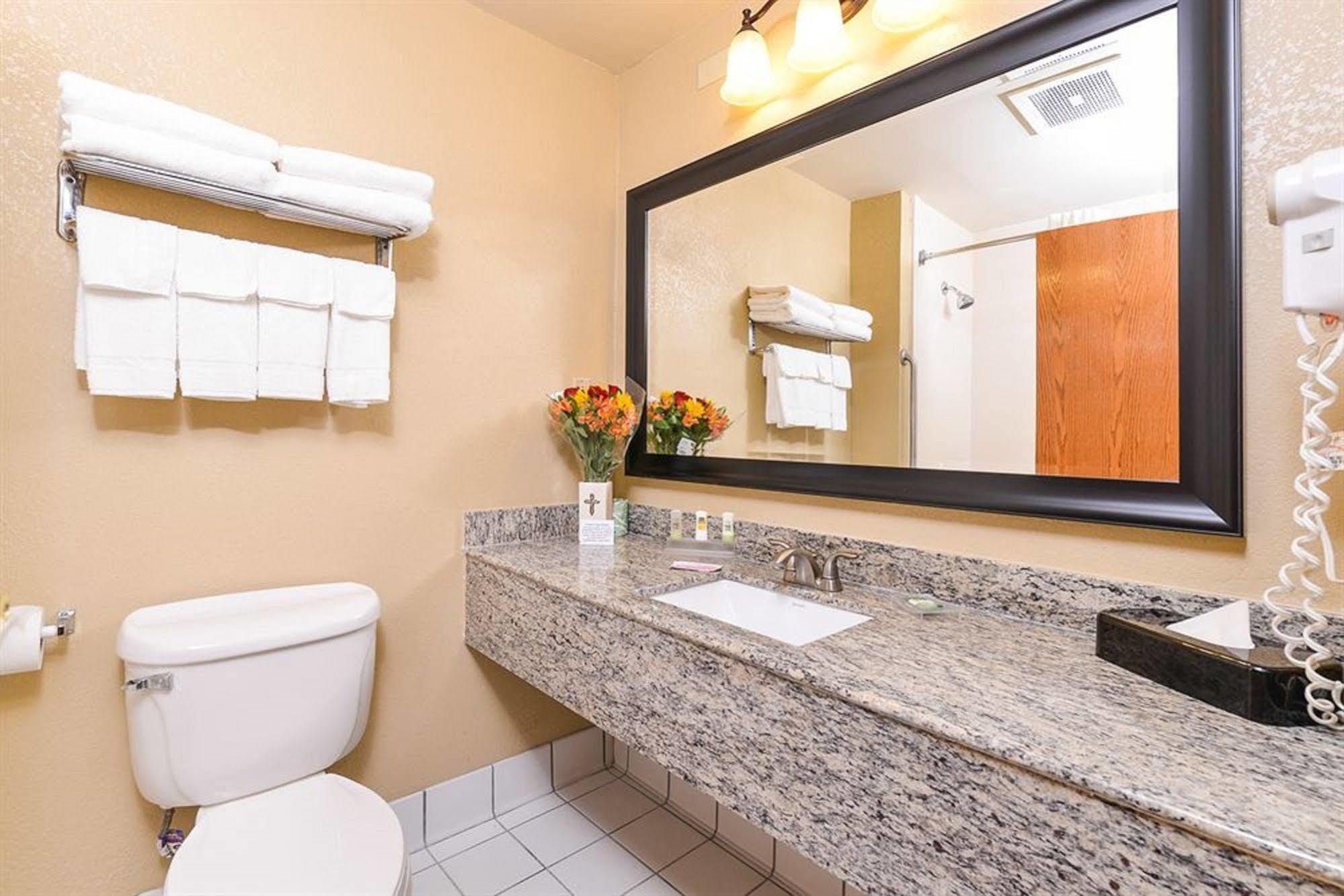 Spark By Hilton Redlands Ngoại thất bức ảnh